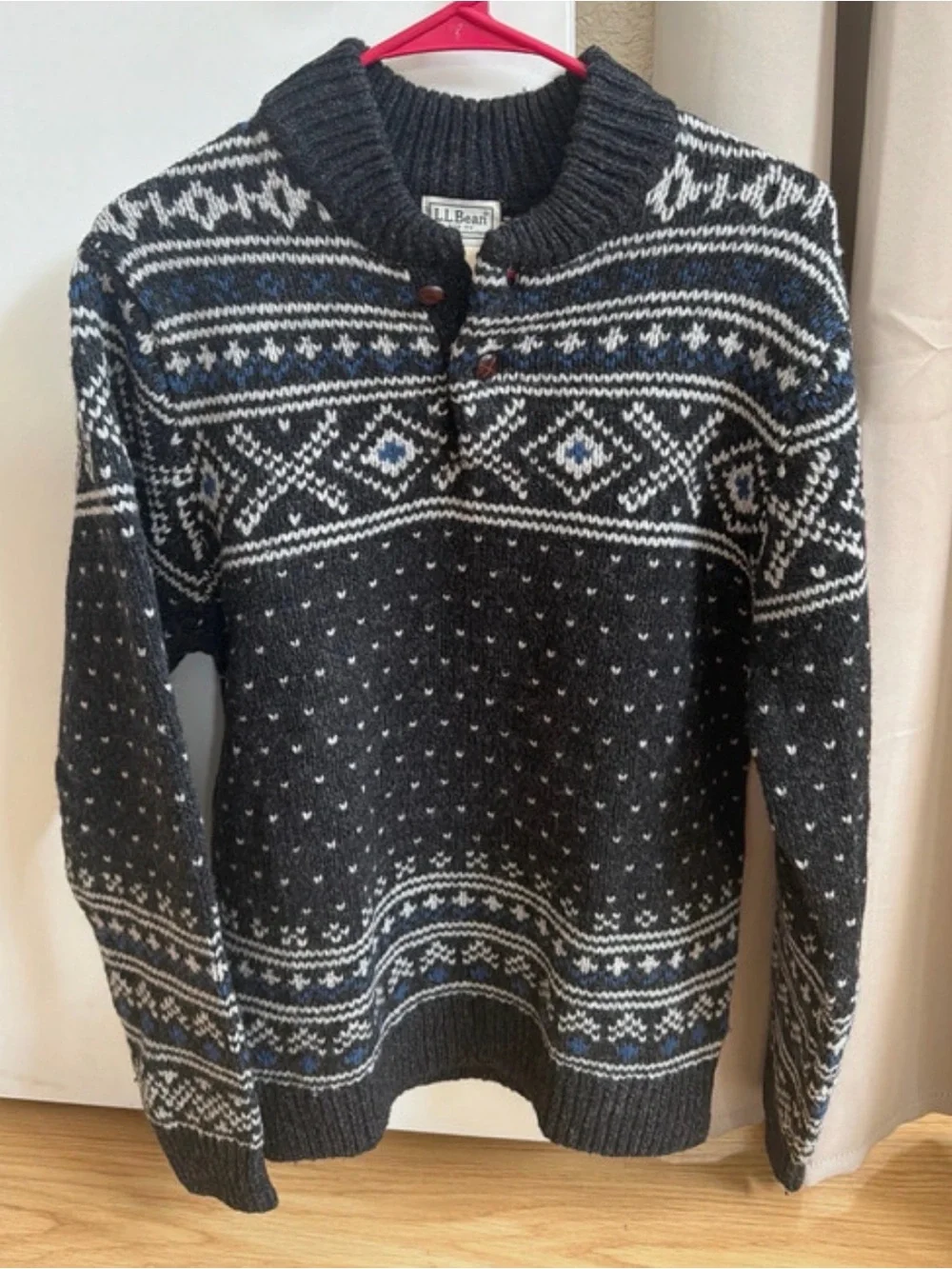 L.L. Bean Men's Dark Gray Fair Isle Crewneck Sweater with Blue Accents - Picture 1 of 3